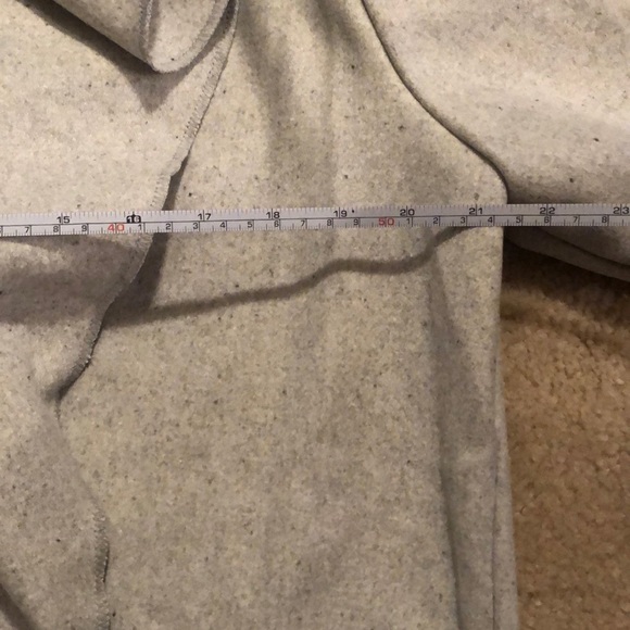 Woolen Jacket - Picture 4 of 8